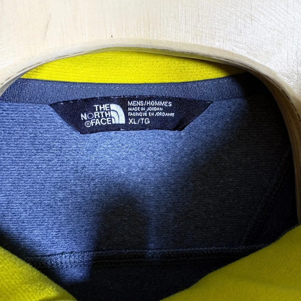 The North Face Mens Quarter Zip Pullover XL Grey Yellow Colorblock Athletic Top‎